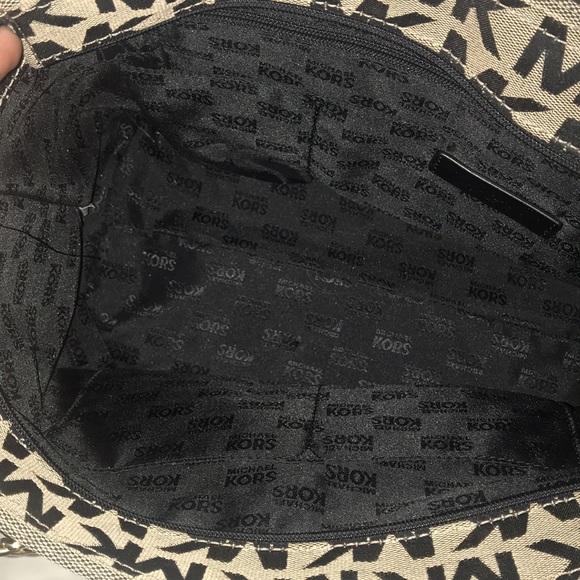 Michael Kors Purse - Picture 5 of 5